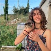 Etudiante à l'Université de Jean-Jaurès à Toulouse en licence histoire de l'art et lettre et art, adulte. Le Français est ma langue native